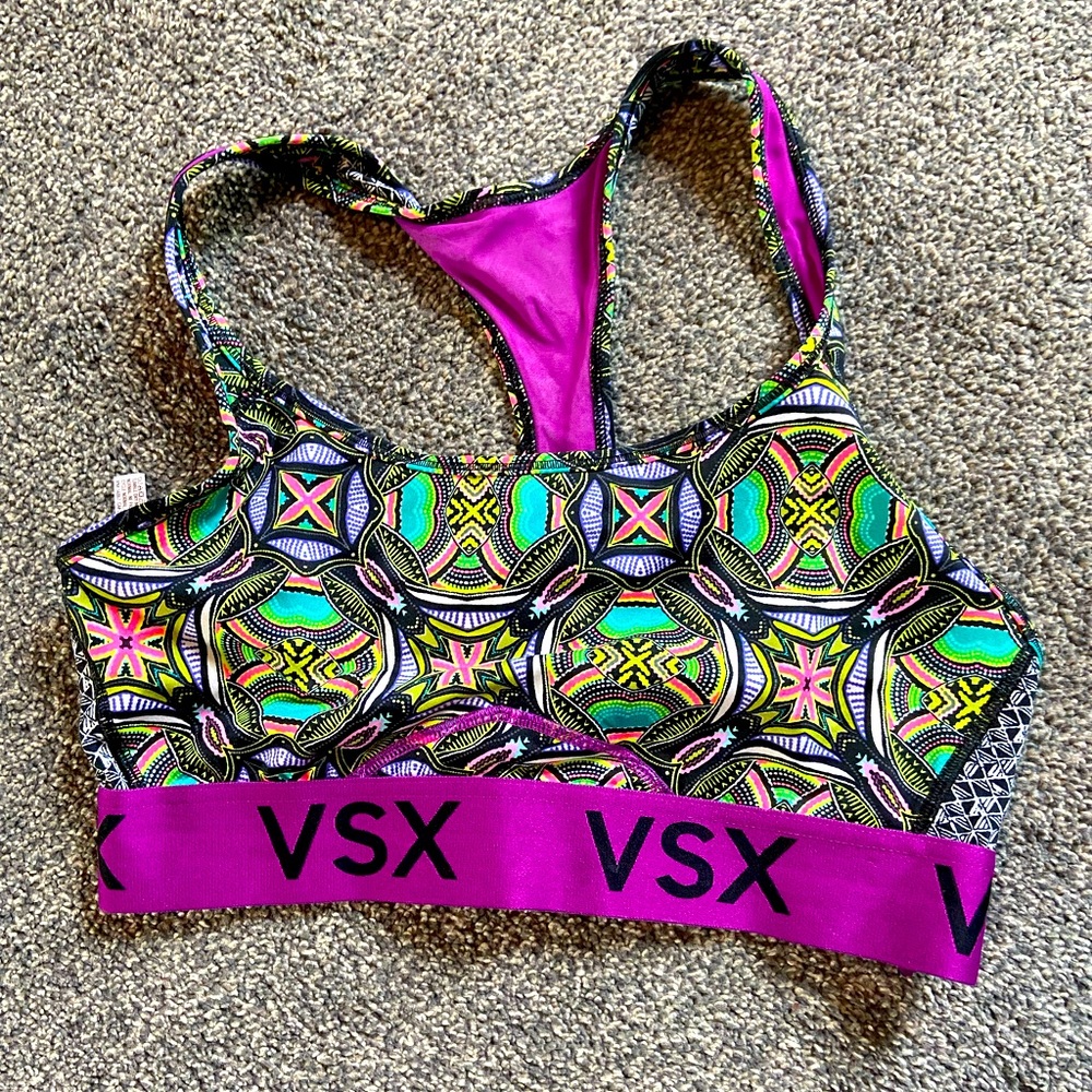 VSX Sports bra // Victoria secret medium
